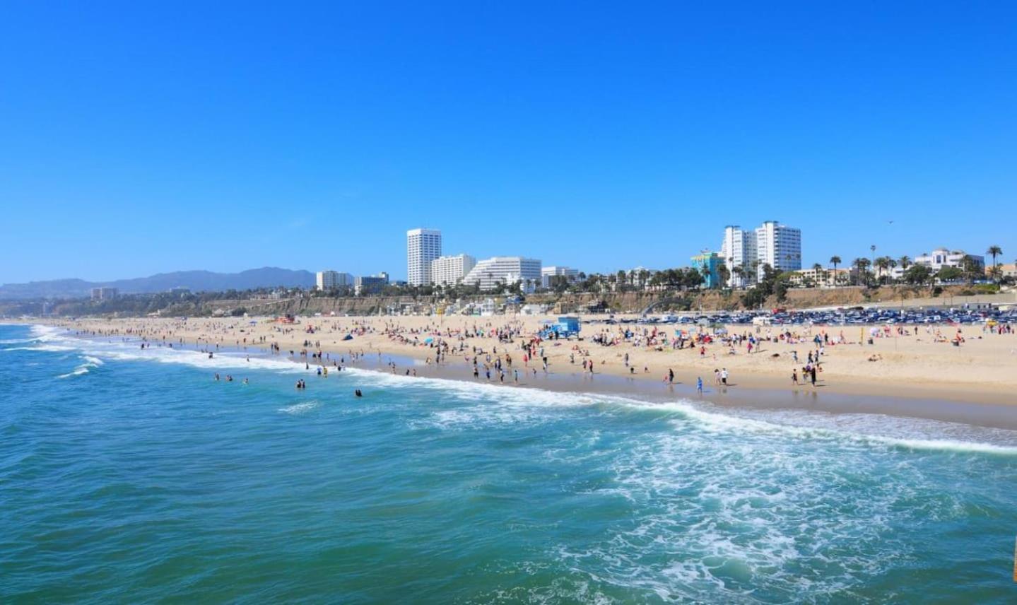 Beverlywood 2-bedroom - 5 Minutes To Rodeo Drive Los Angeles