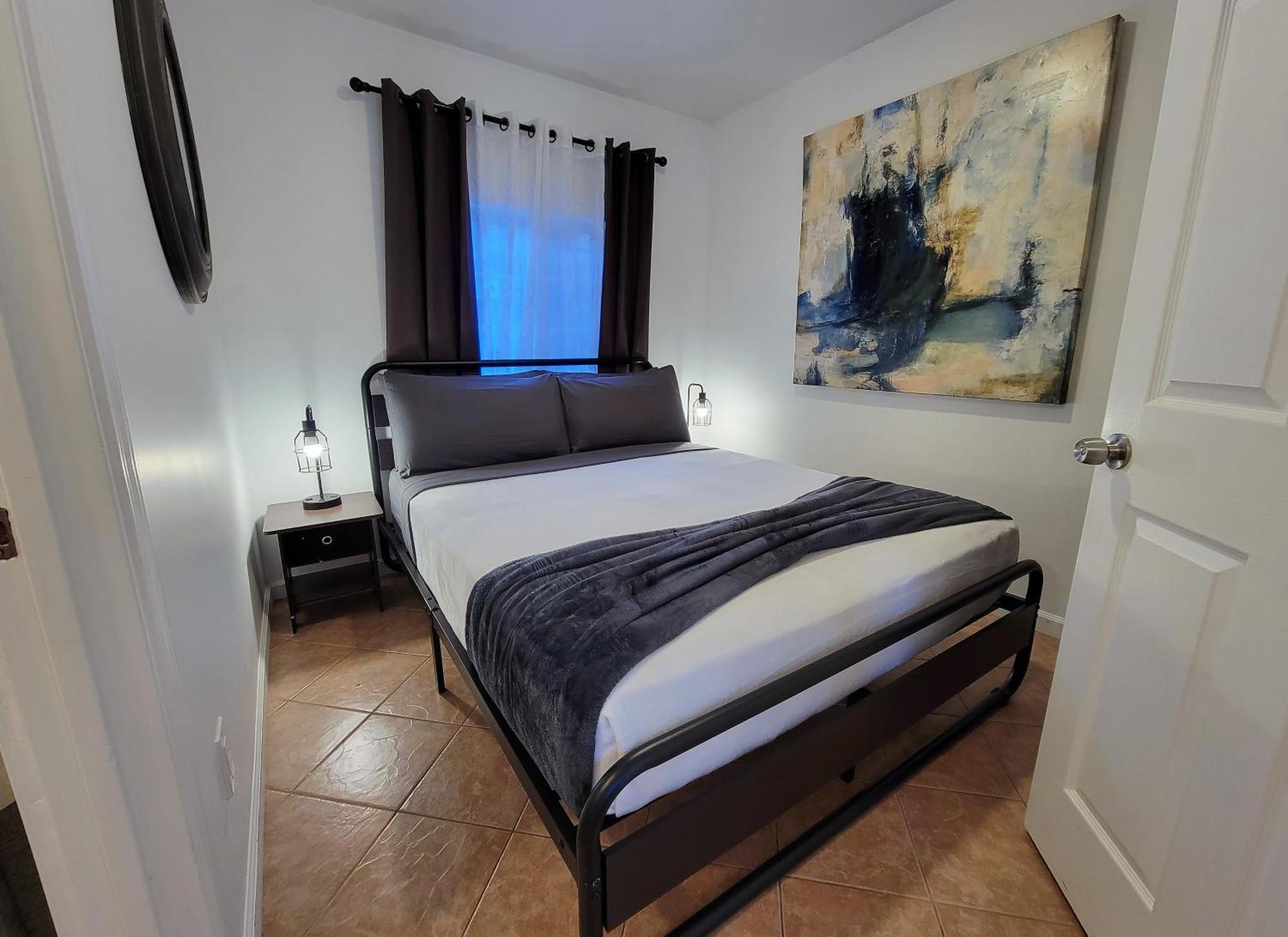 Beverlywood 2-bedroom - 5 Minutes To Rodeo Drive Los Angeles