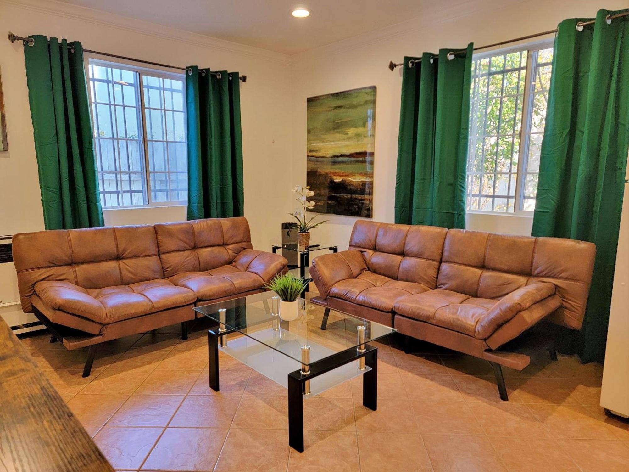 Beverlywood 2-bedroom - 5 Minutes To Rodeo Drive